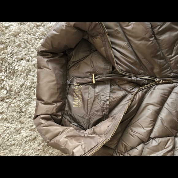 Michael Kors Down Jacket - Picture 3 of 4